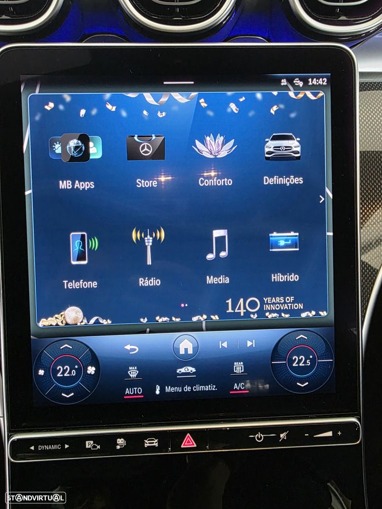 Mercedes-Benz C 300 e T 9G-TRONIC AMG Line - 32