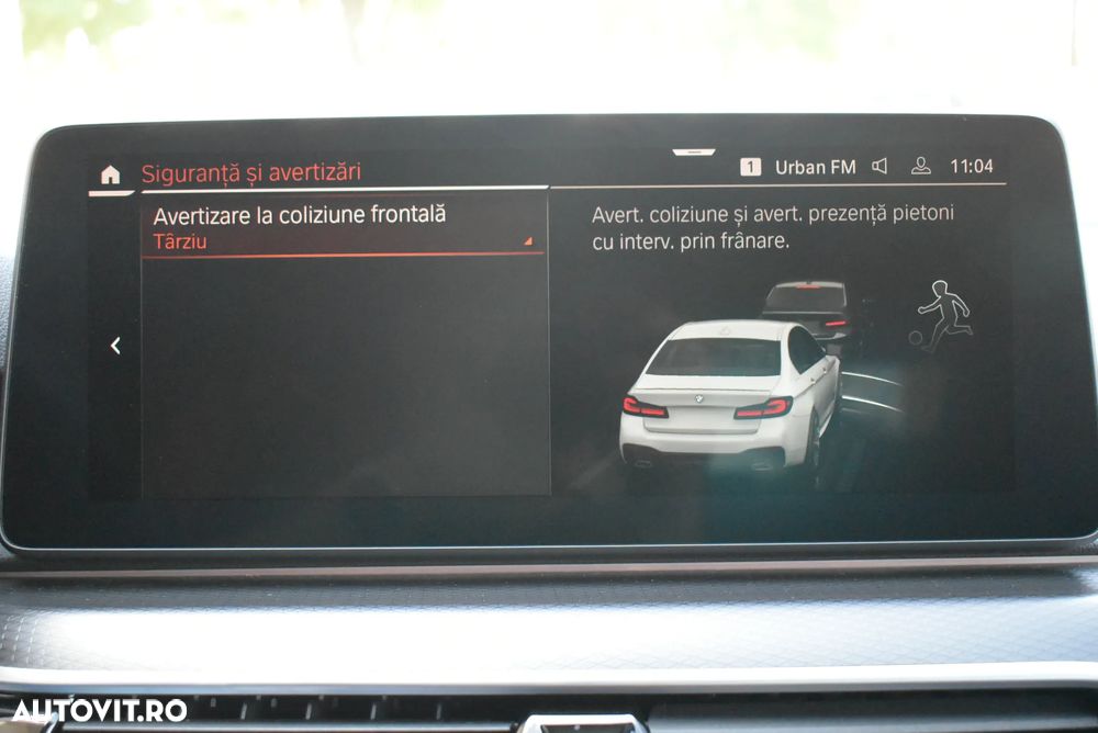 BMW Seria 5 530d xDrive AT MHEV - 25
