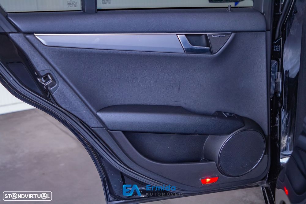 Mercedes-Benz C 220 - 38