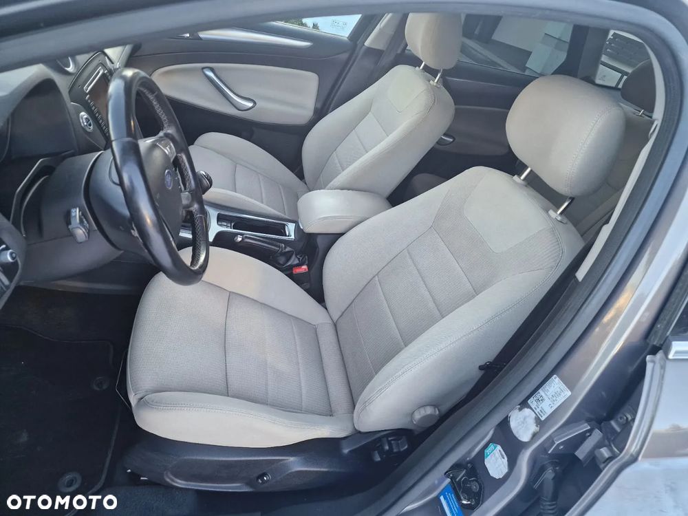 Ford Mondeo 2.0 TDCi Gold X Plus - 20