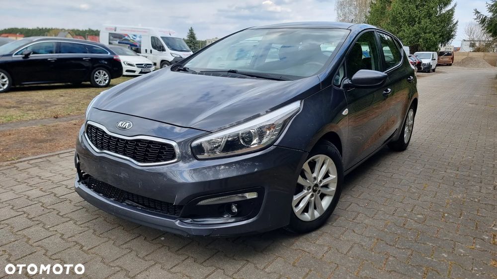 Kia Ceed 1.4 Smart Plus - 2