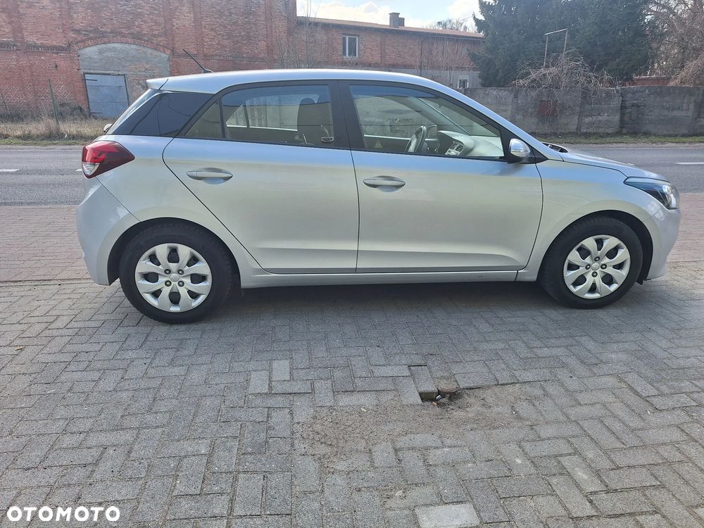 Hyundai i20 blue 1.2 Classic - 2