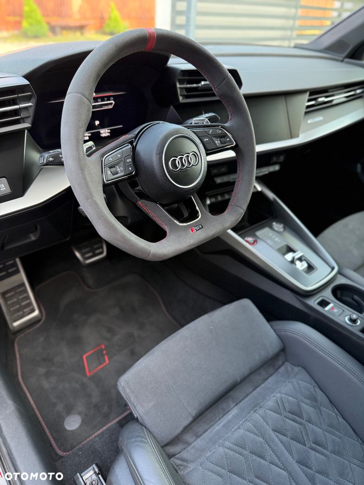 Audi RS3 Sportback TFSI quattro S tronic - 37