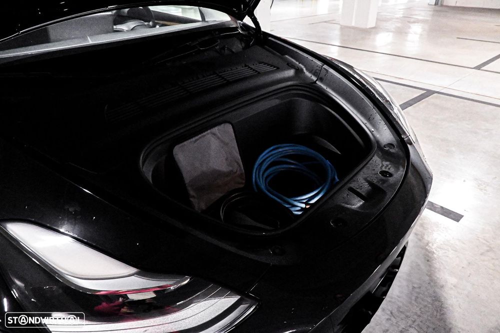 Tesla Model Y Long Range Dual Motor AWD - 15