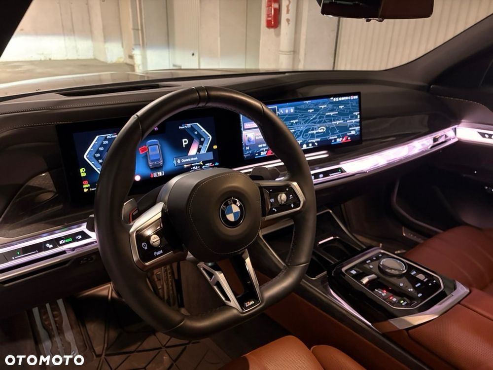 BMW Seria 7 - 16