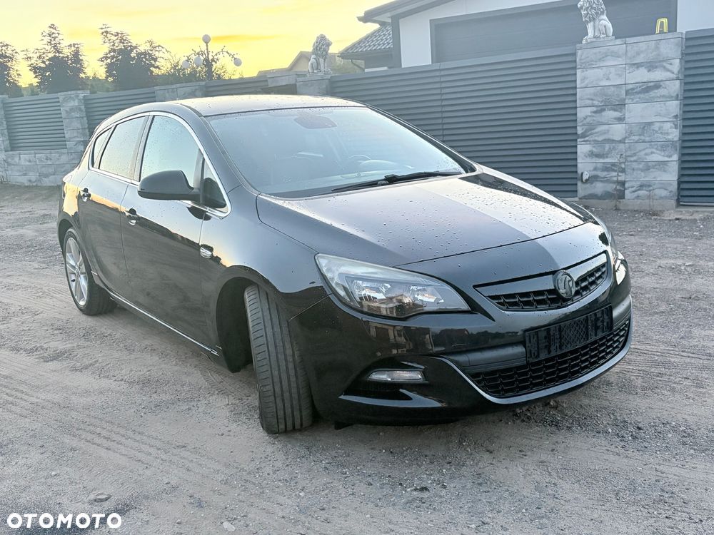 Opel Astra 1.4 T Cosmo - 2