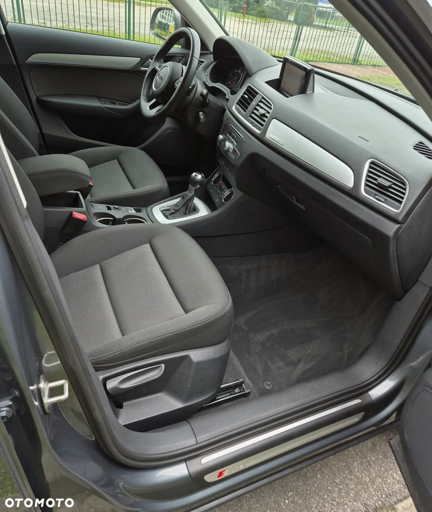Audi Q3 2.0 TDI quattro S tronic design - 13