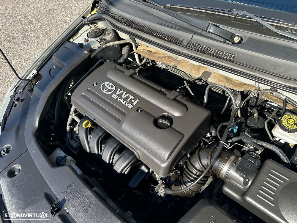 Toyota Avensis S/D 1.6 Sol - 27