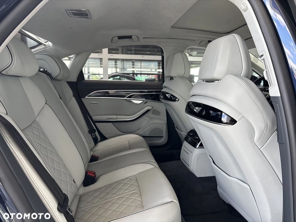 Audi A8 60 TFSI mHEV Quattro Tiptr - 16
