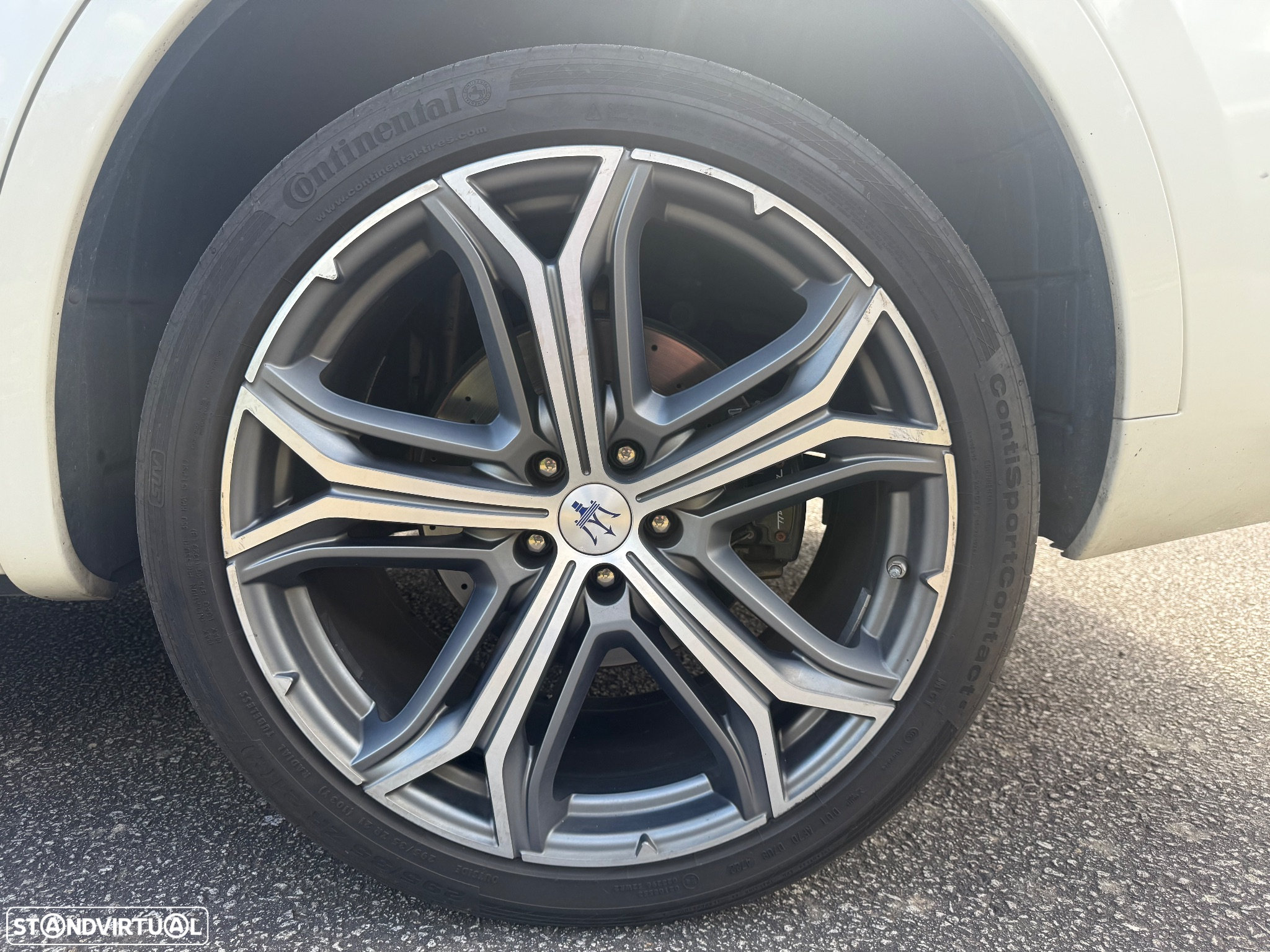 Maserati Levante S Q4 GranSport - 10