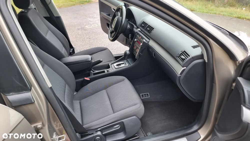 Audi A4 Avant 2.0 TDI DPF multitronic - 24