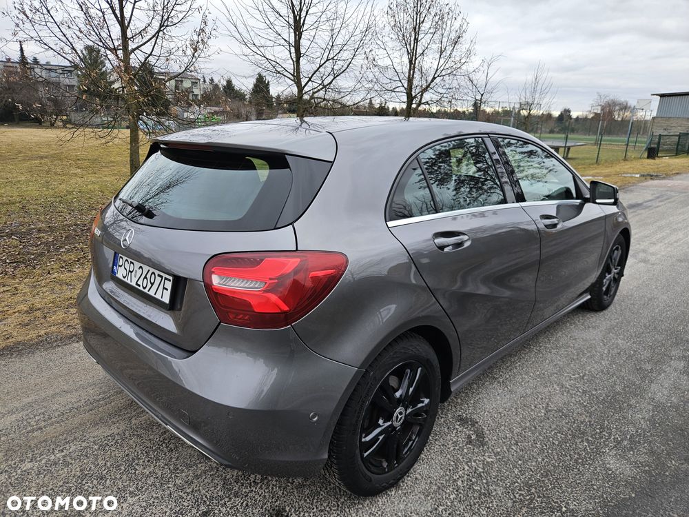 Mercedes-Benz Klasa A 180 7G-DCT StreetStyle - 7