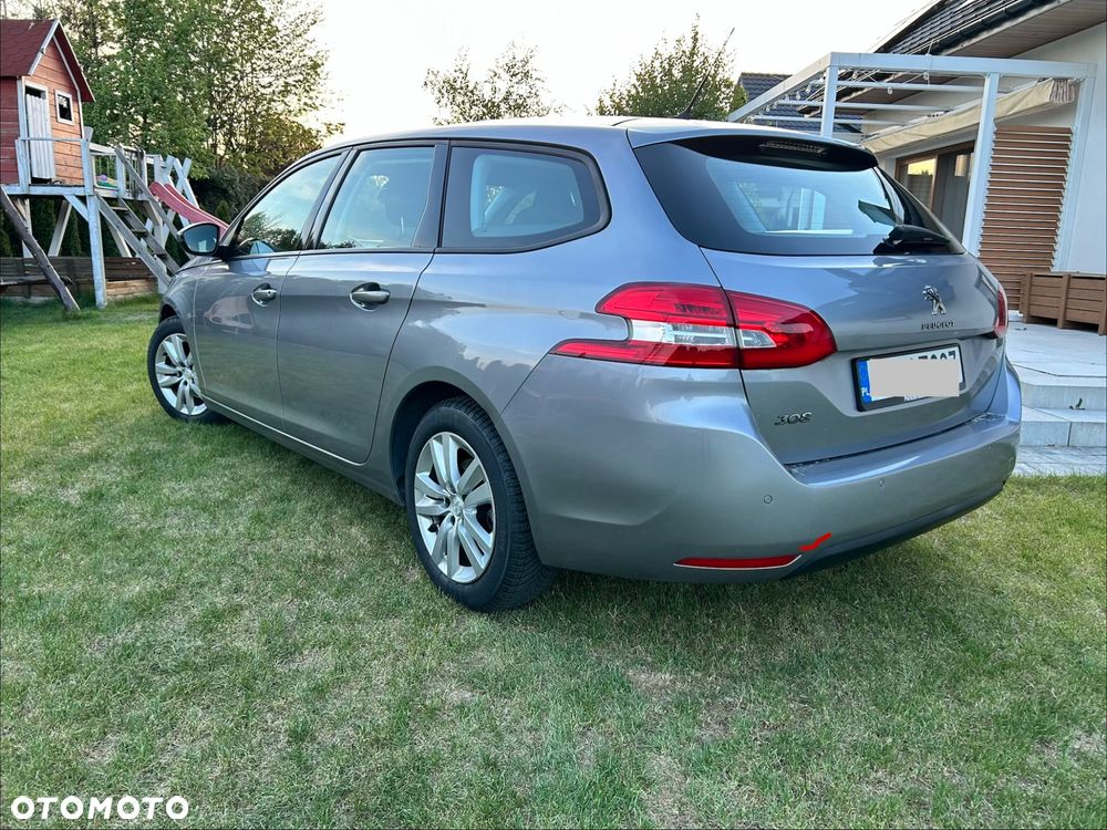 Peugeot 308 - 4