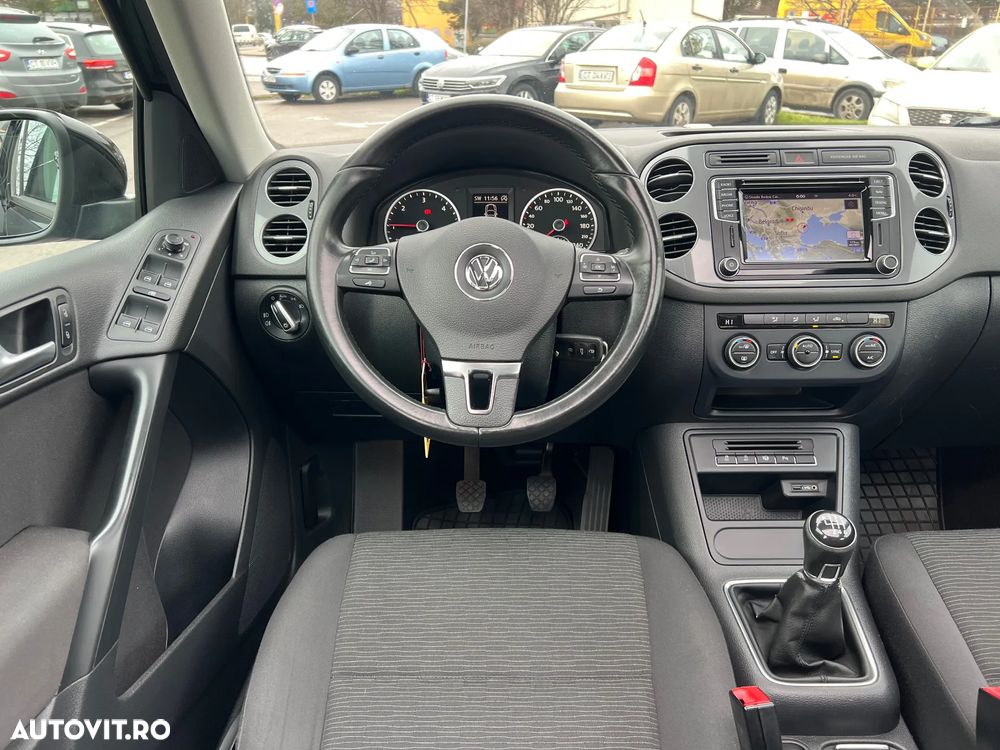 Volkswagen Tiguan 2.0 TDI SCR BlueMotion Technology Sport & Style - 6