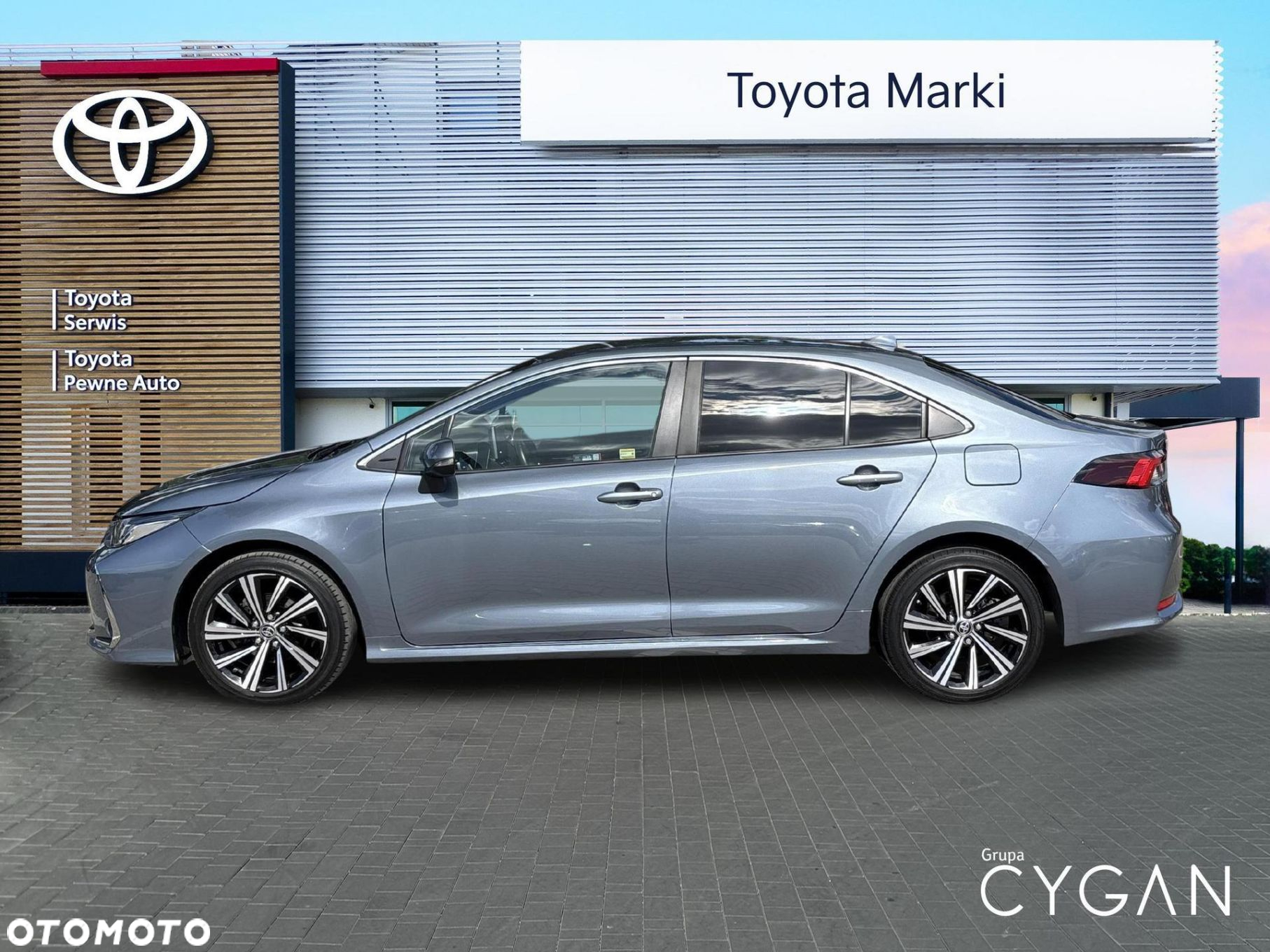 Toyota Corolla - 2