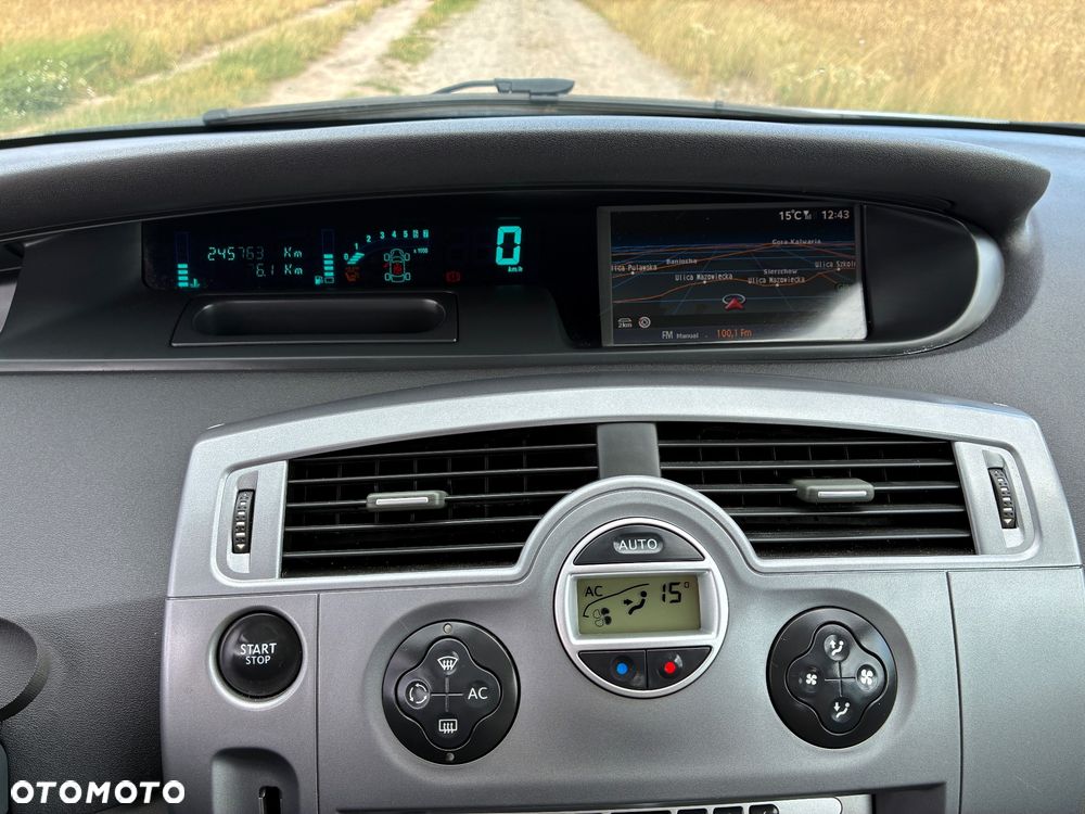Renault Scenic - 33