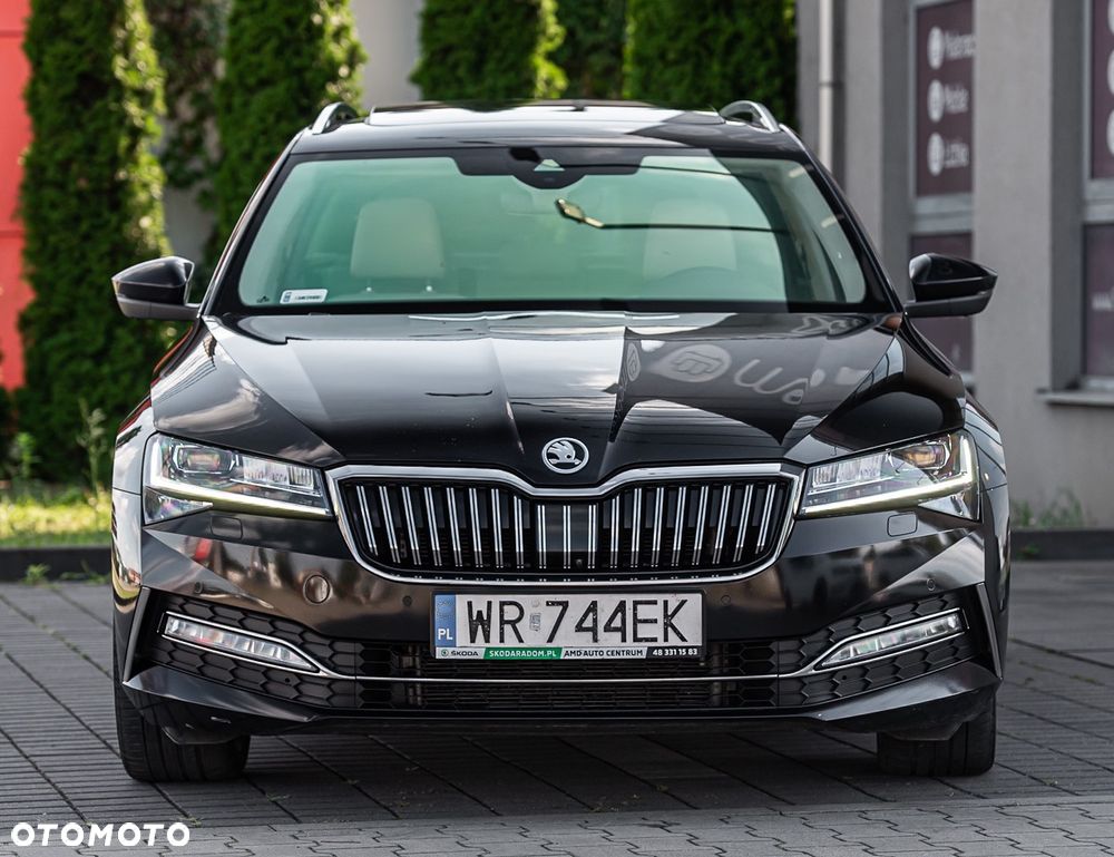 Skoda Superb 2.0 TDI SCR 4x4 L&K DSG - 3
