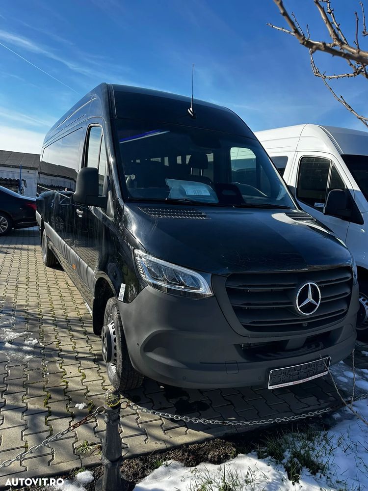 Mercedes-Benz Sprinter 517 microbuz 20+1 locuri - 1