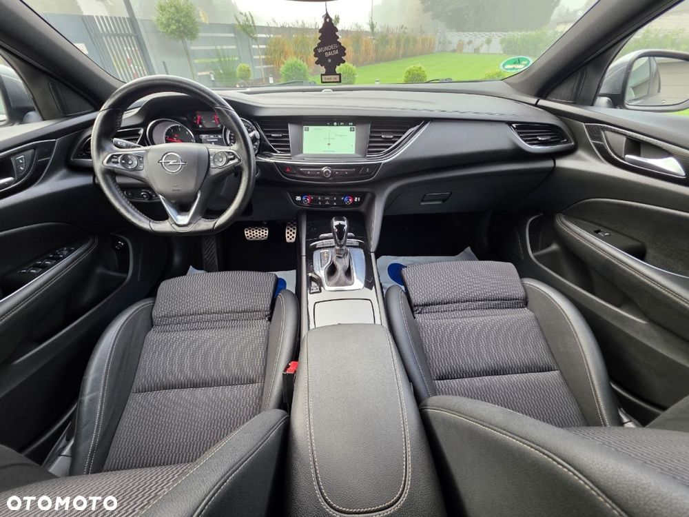 Opel Insignia - 19