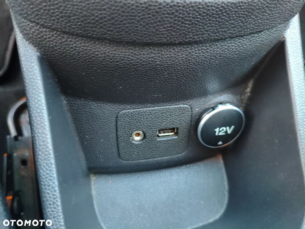 Ford Fiesta - 11