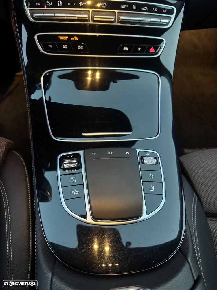 Mercedes-Benz E 300 de 4Matic 9G-TRONIC Avantgarde - 28