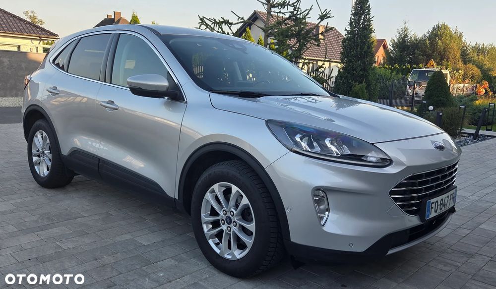 Ford Kuga - 4