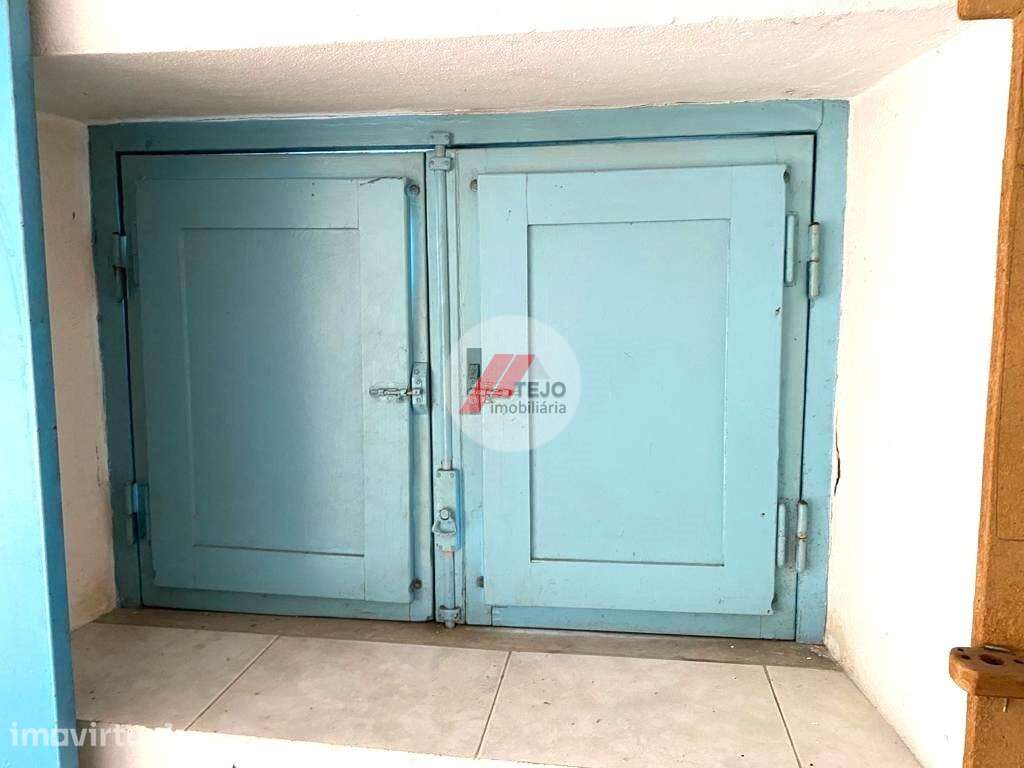 Arrenda I Garagem I 36 m2 I Qta da Lomba - Grande imagem: 4/12