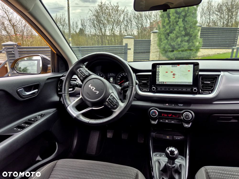 Kia Stonic 1.2 L Business Line - 6