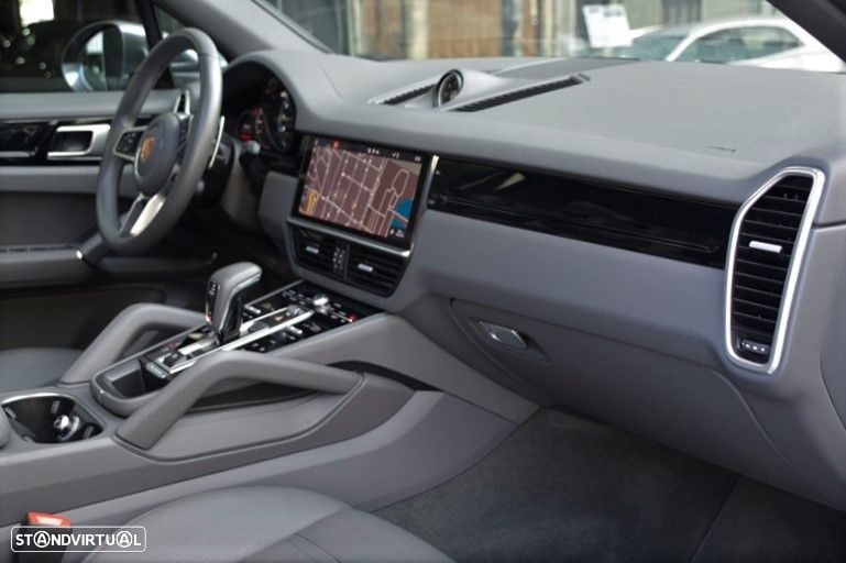 Porsche Cayenne E-Hybrid - 26