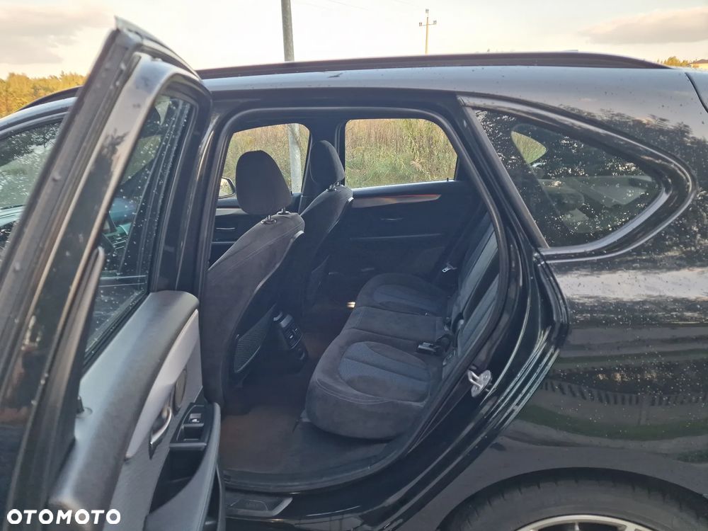 BMW Seria 2 220d xDrive M Sport - 11
