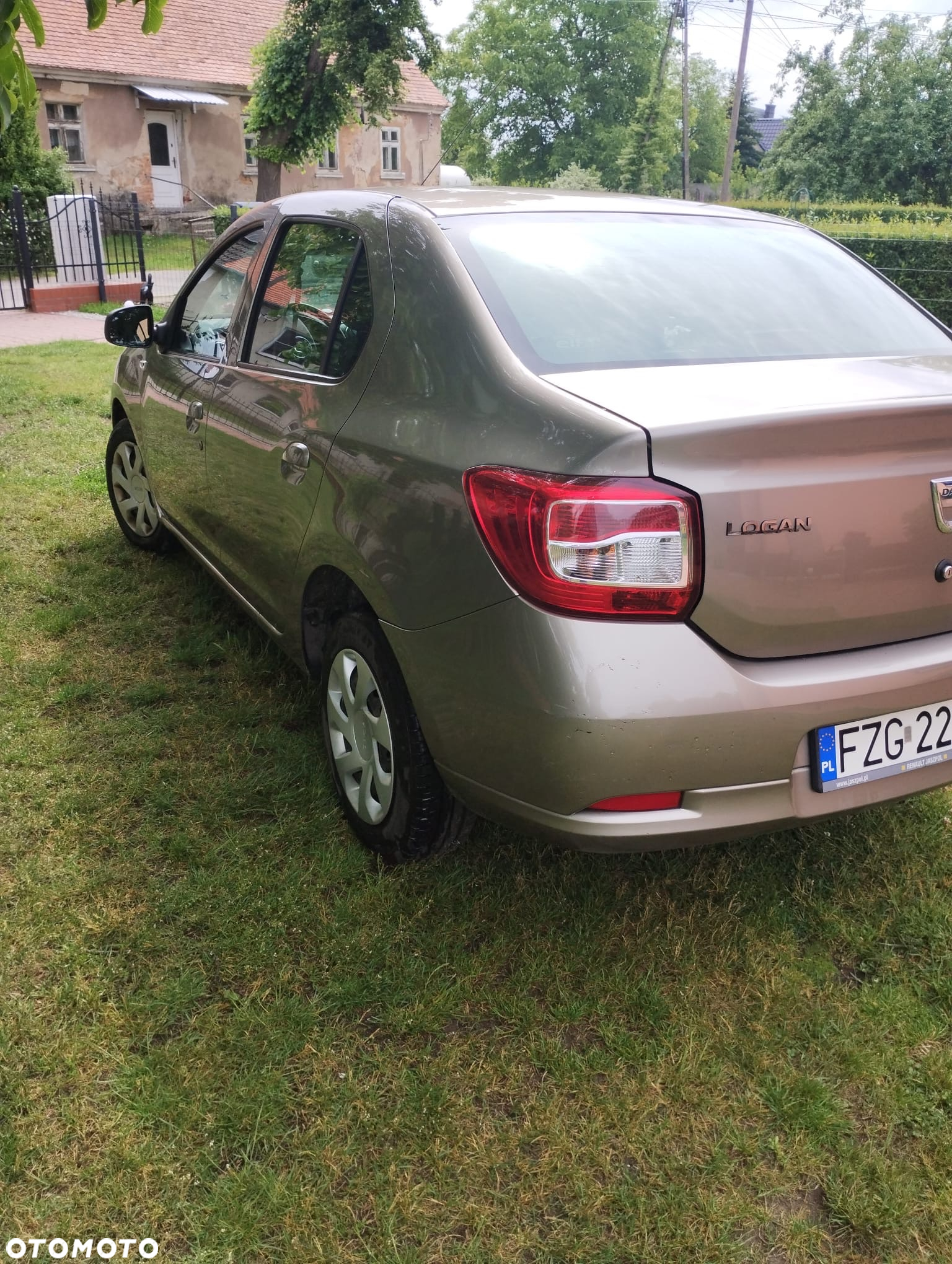 Dacia Logan - 3