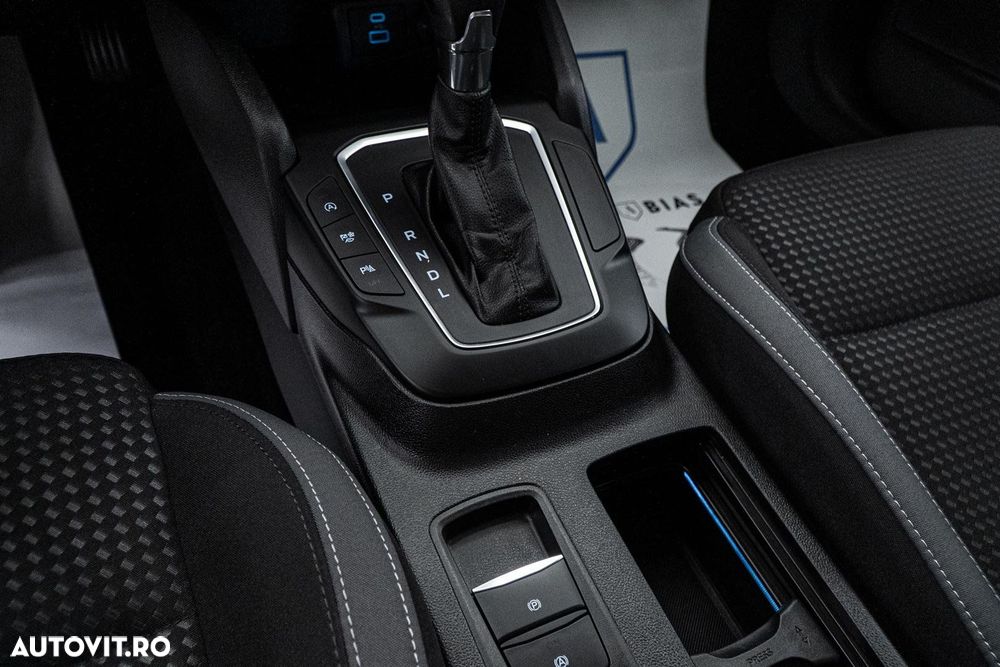 Ford Focus 1.0 EcoBoost MHEV Titanium - 21