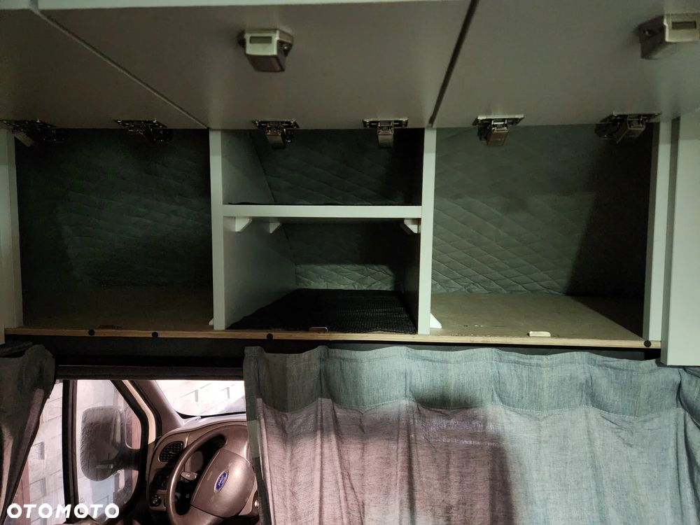 Ford Transit kamper - 16