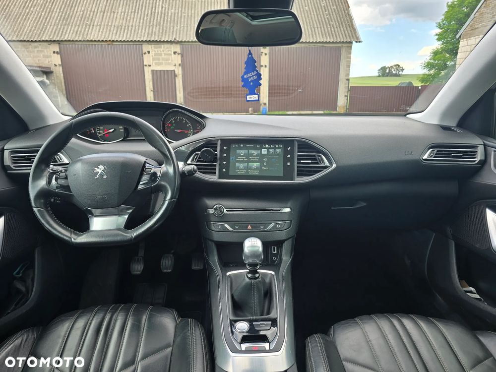 Peugeot 308 1.2 PureTech Style S&S - 11