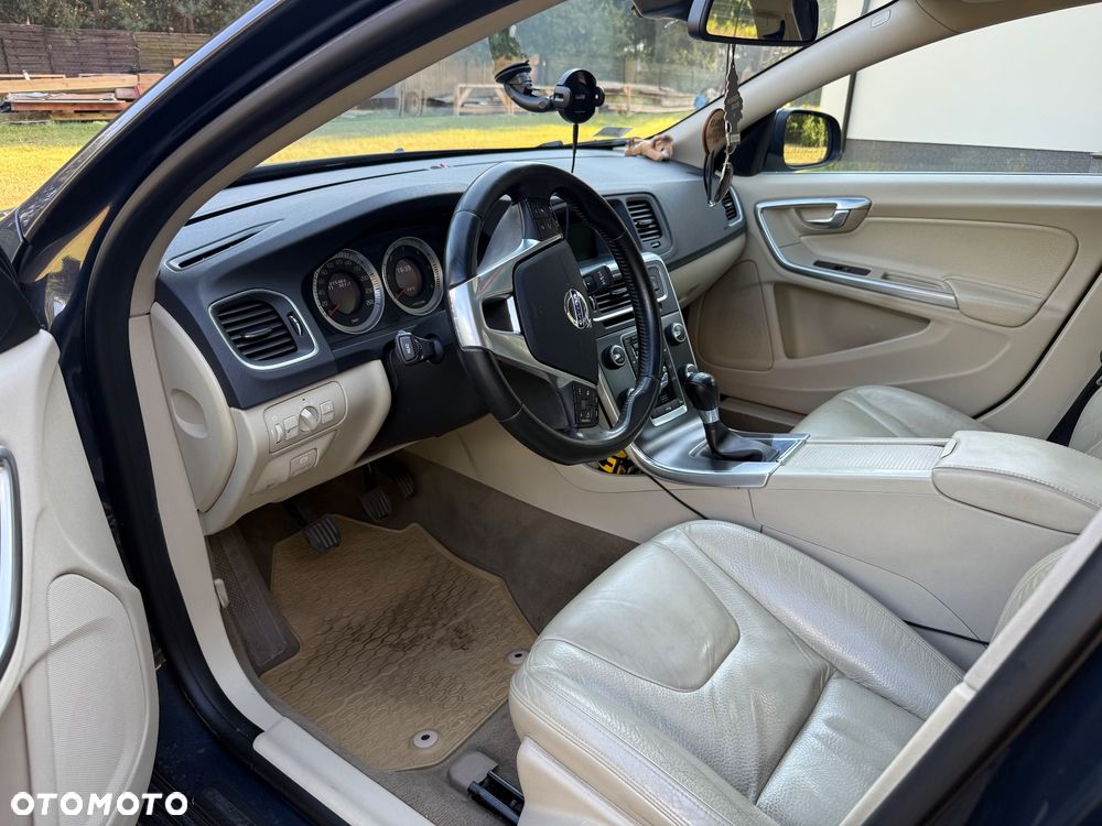 Volvo S60 D3 Momentum - 7