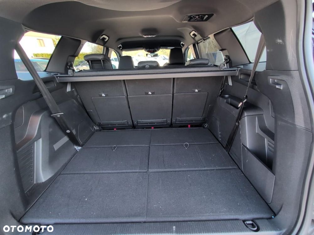 Peugeot 5008 - 19