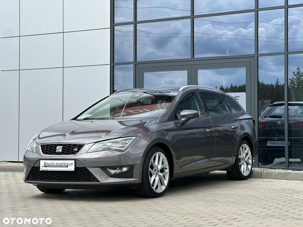 Seat Leon Sportstourer 2.0 TDI DPF DSG FR - 4