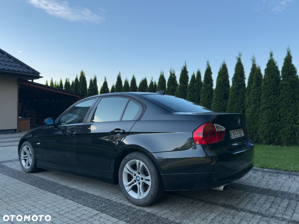 BMW Seria 3 318i Edition Exclusive - 12
