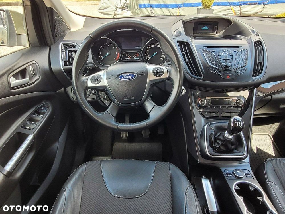 Ford Kuga - 34