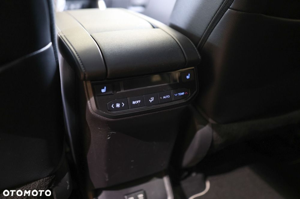 Toyota Highlander - 13