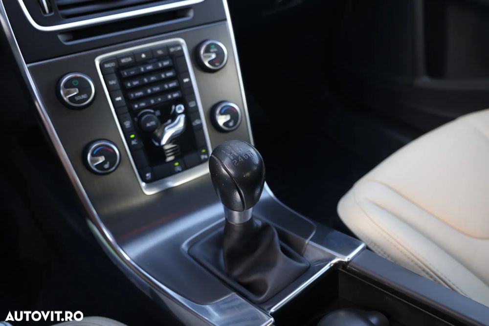 Volvo S60 D5 - 17