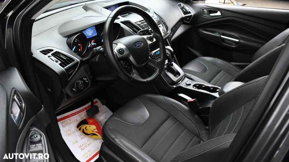 Ford Kuga 2.0 TDCi 4x4 Aut. Titanium - 12