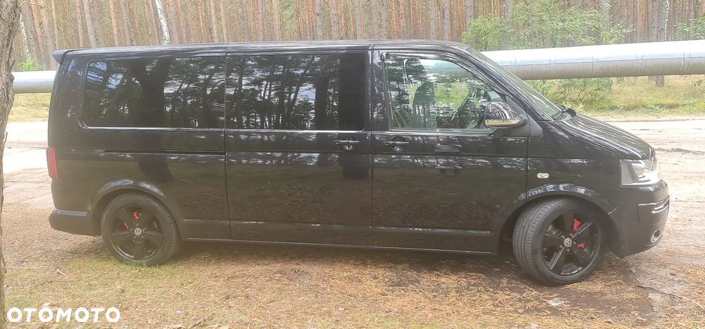 Volkswagen Multivan - 9