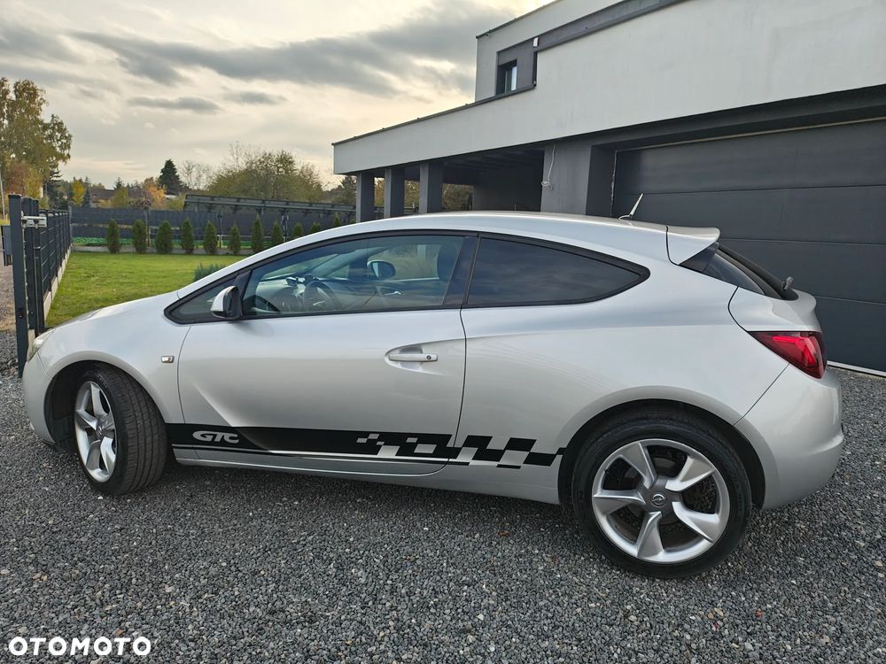 Opel Astra GTC 1.4 Turbo - 14