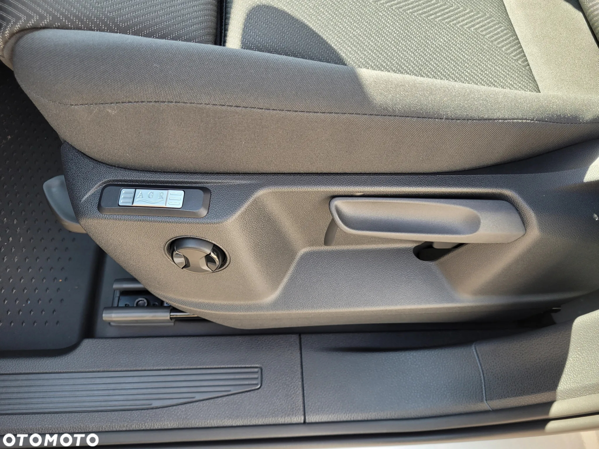 Ford Transit Connect - 23