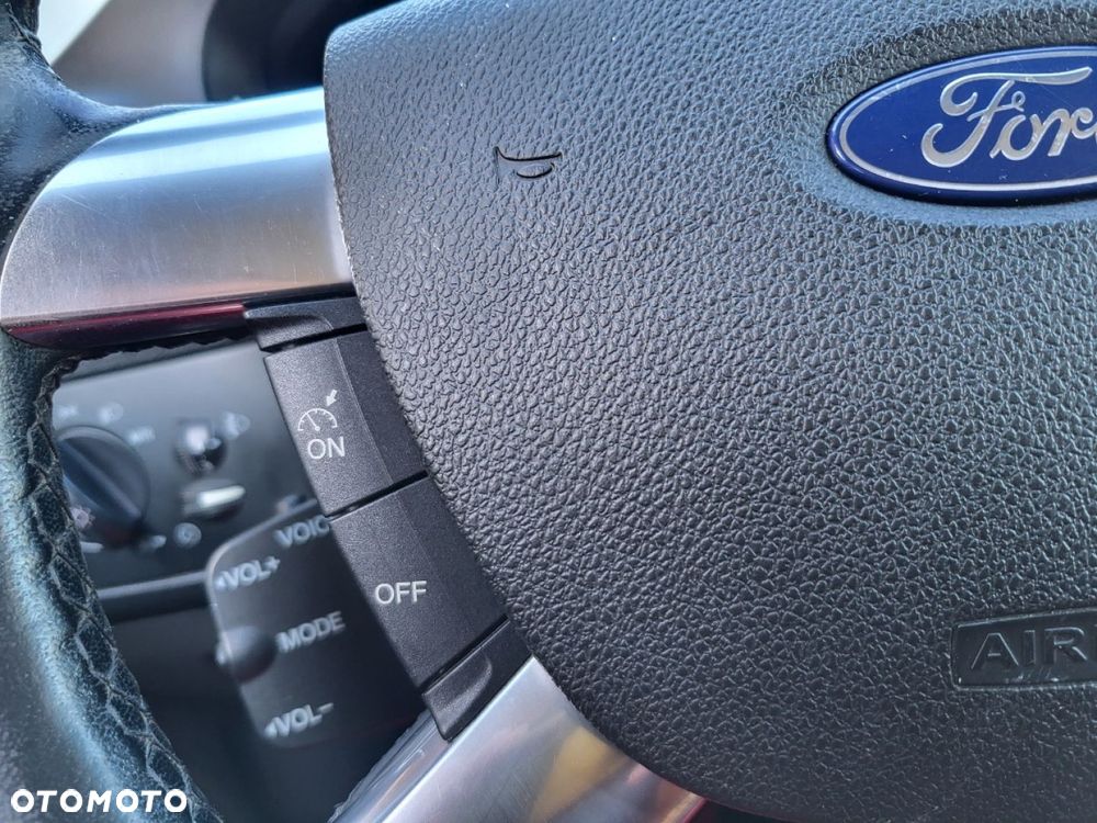 Ford Focus - 13