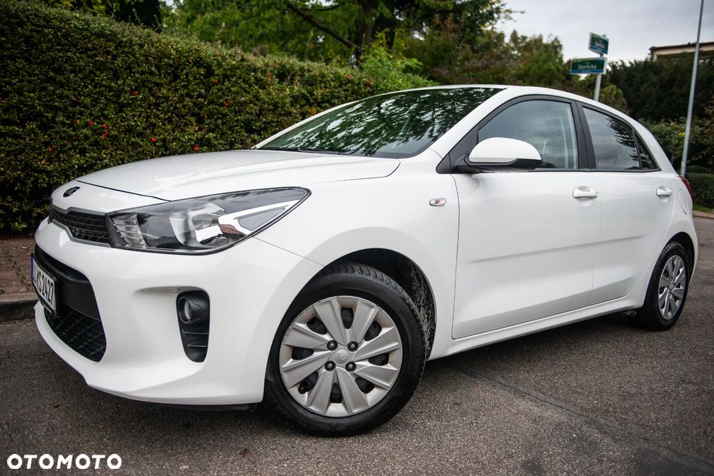 Kia Rio 1.2 Attract - 1