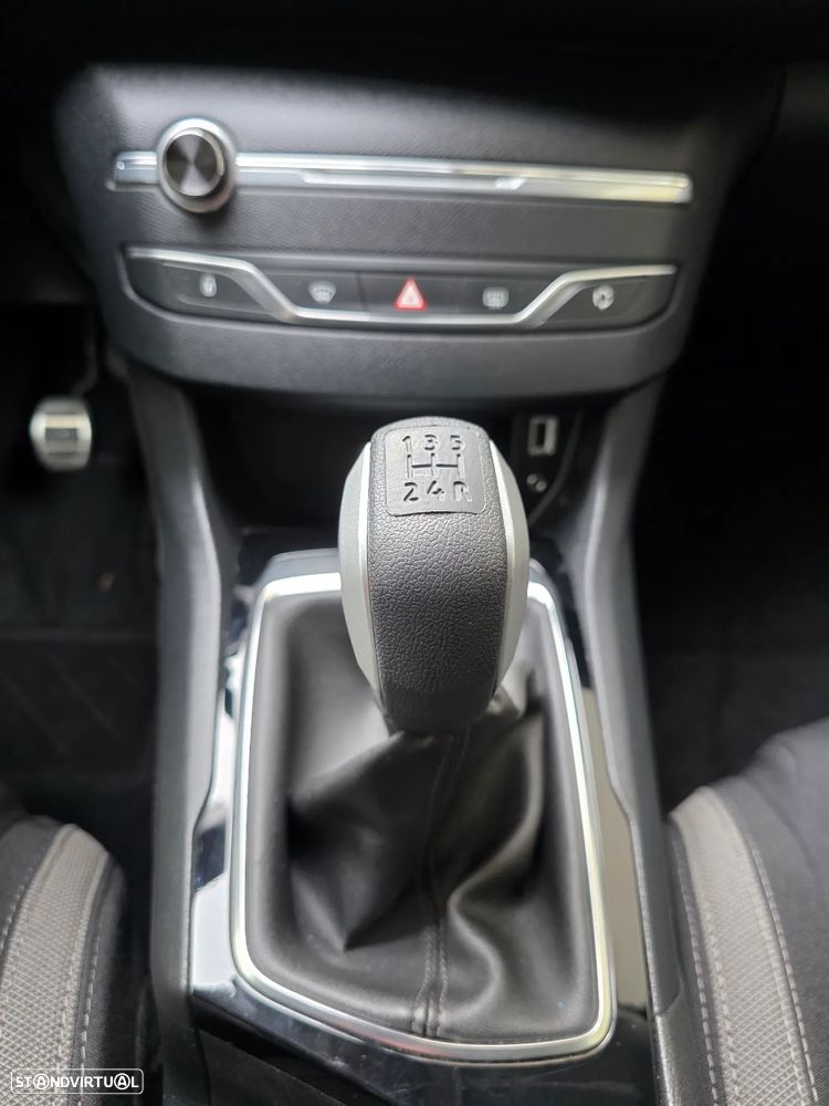 Peugeot 308 1.6 BlueHDi Style - 37