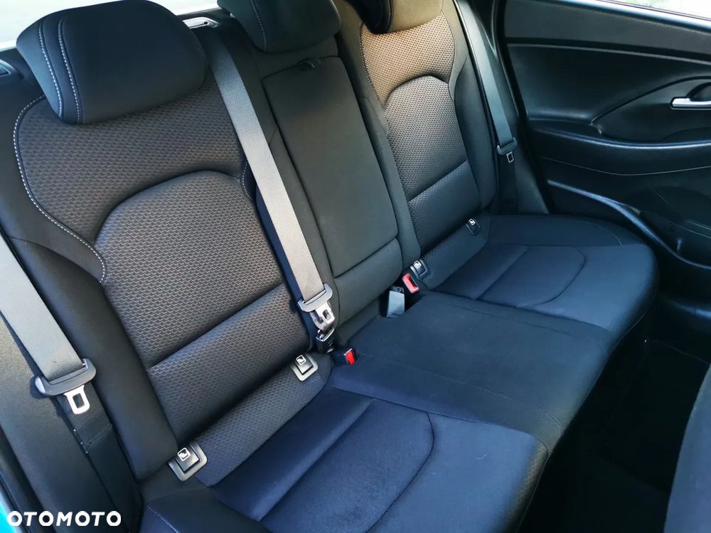 Hyundai i30 - 12