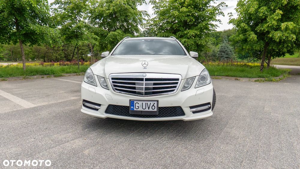 Mercedes-Benz Klasa E 500 BlueEFFICIENCY 7G-TRONIC Avantgarde - 20